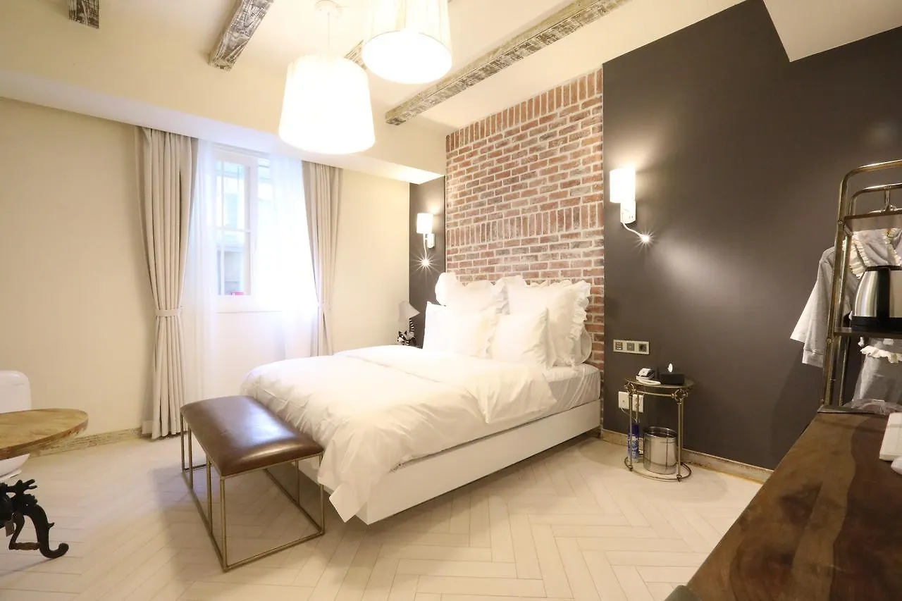 February Stay Gangseo Ciudad Metropolitana de Ciudad Metropolitana de Busan 2*,  Corea del Sur